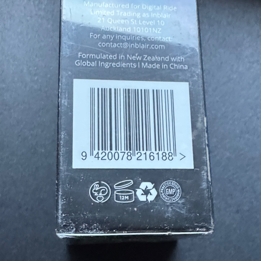 Clinical Formulations Rejuvenate Face Serum - Black - Picture 4 of 4
